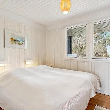 Cosy House On Mols With Terrace And Views Of The Landscape And Water * Knebel