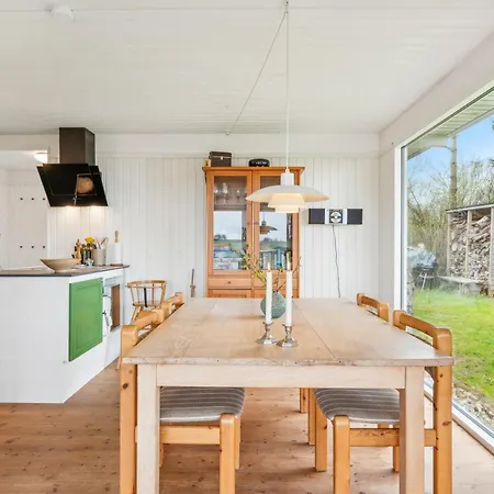 בית נופש Cozy House On Mols With A View Of The Sea *