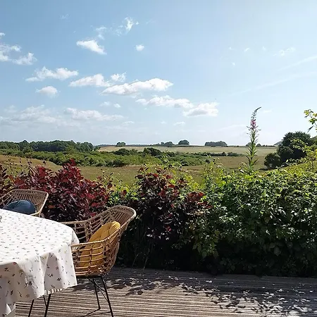 בית נופש Cozy House On Mols With A View Of The Sea *