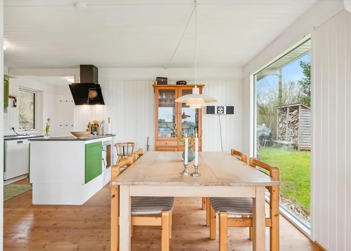 Semesterbostad Cosy House On Mols With Terrace And Views Of The Landscape And Water *