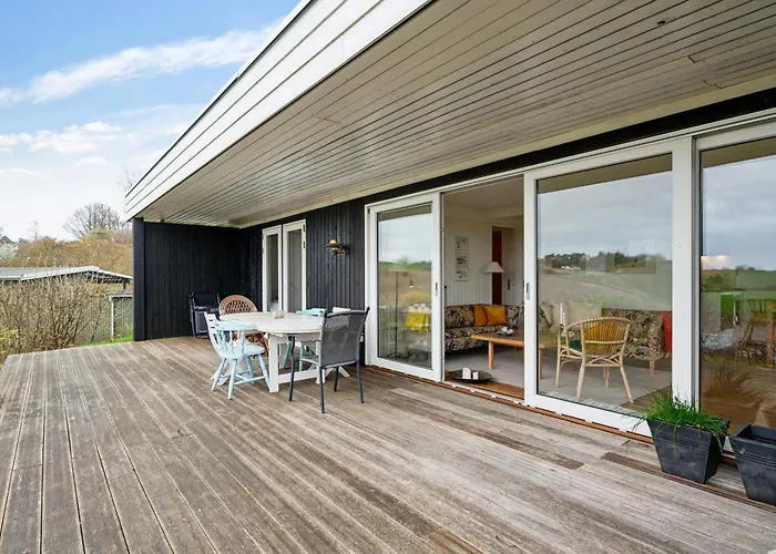 Cosy House On Mols With Terrace And Views Of The Landscape And Water * Knebel